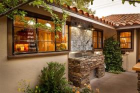 Outdoor Kitchen Looking to Indoor Kitchen