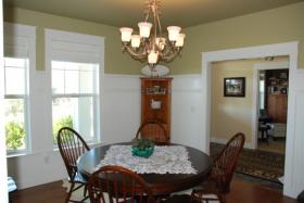 Breakfast Area Off Kitchen